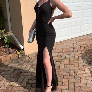 black prom dress